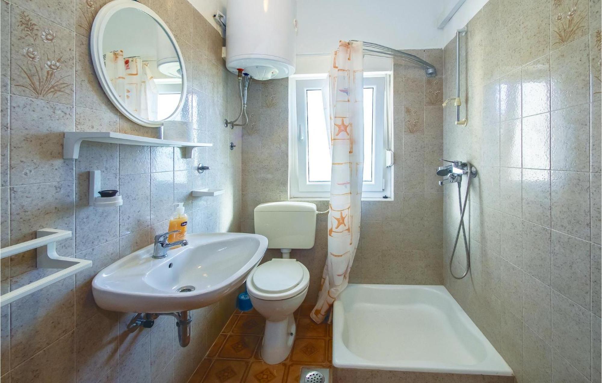 Lovely Apartment In Podstrana With Kitchen Exterior photo